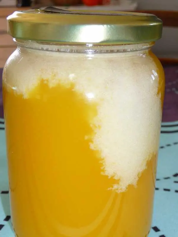 Marbrure dans le miel